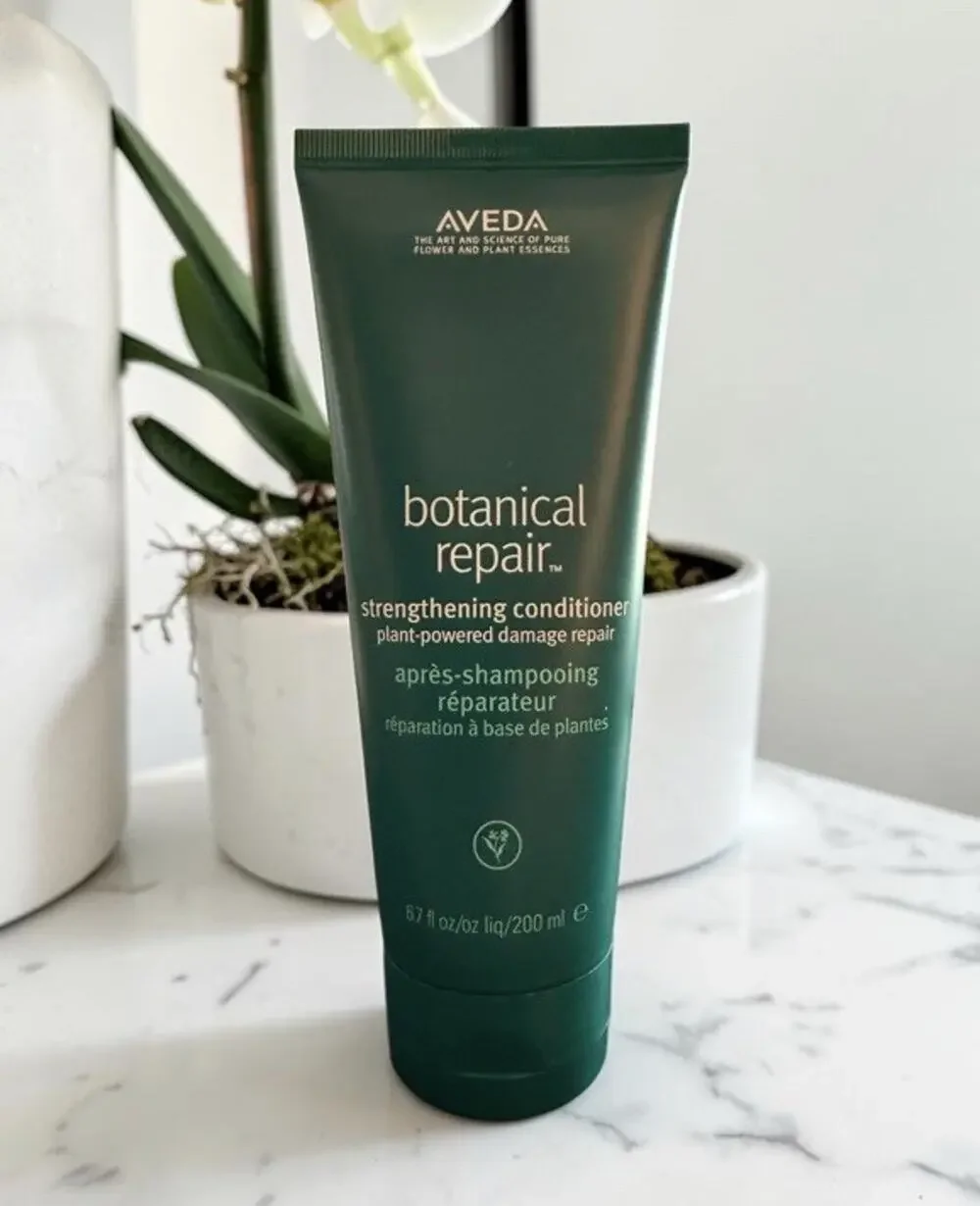 AVEDA Botanical Repair Strengthening Conditioner 6.7 fl oz / 200 ml NEW/SEALED
